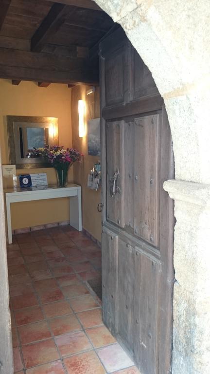 Apartamentos Rurales Spa Casa De Los Escudos Valverde de la Vera Exterior photo